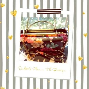 Love Trove Clutch/Wallet w/shoulder chain